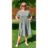 Kép 3/6 - ARANY liliomos, midi egyberuha - KHAKI 42-48 méret