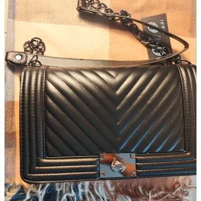 Fekete alkalmi retikül