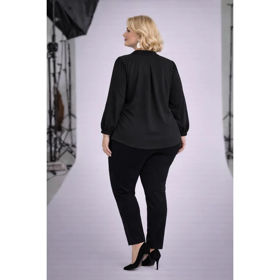 Átlapolt, gombos, gumis blúz- FEKETE-50-56 méret 