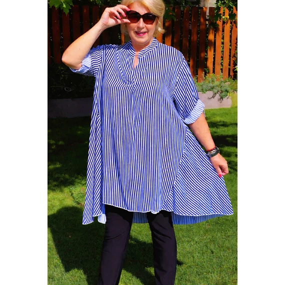 Szilvi kedvence - KIRÁLYKÉK -fehér ingblúz   50 - 54 es méretig